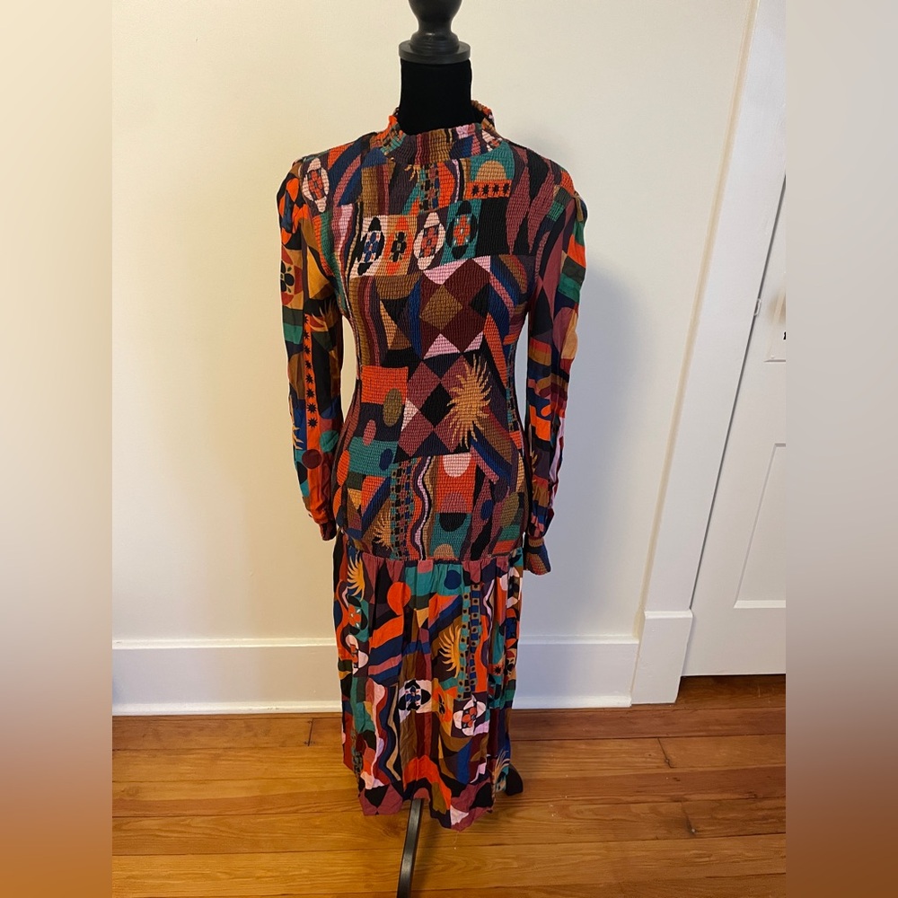 NWOT FARM RIO
Tropical Shapes Multicolour Smocked Midi-Dress - Picture 6 of 7